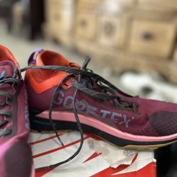 Wmns React Pegasus Trail 4 GORGE-TEX ‘Rosewood’