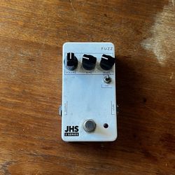 JHS 3 Series Fuzz Guitar Effects Pedal