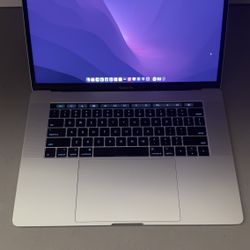 Apple MacBook Pro 15 (2.7GHz / 16GB RAM / 512GB SSD)