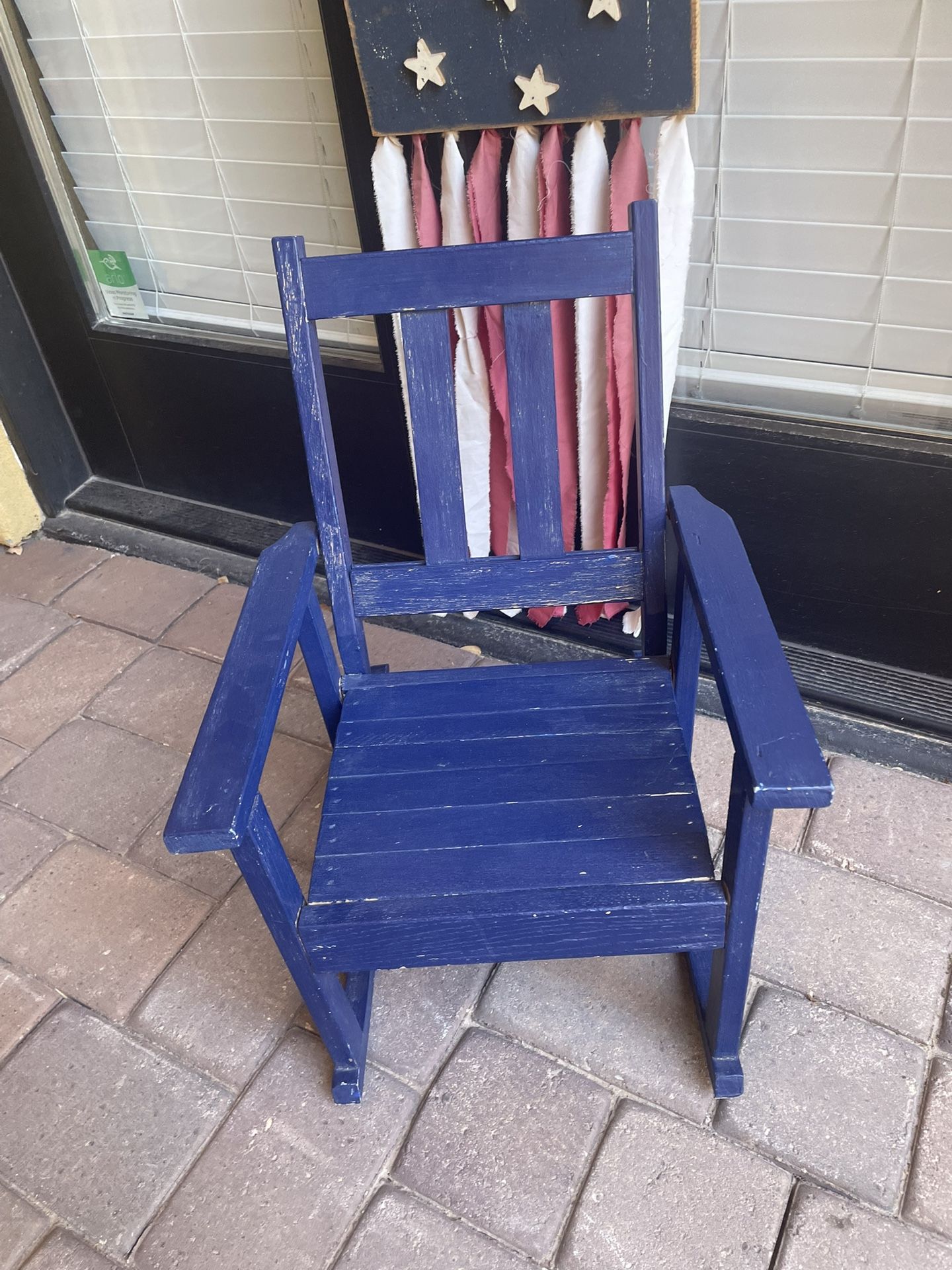 Adirondack style kids rocking chair