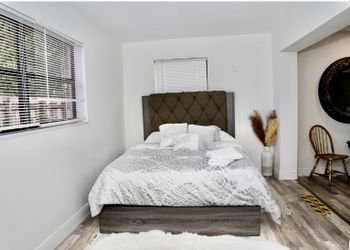 Queen Size Bed With Mattress