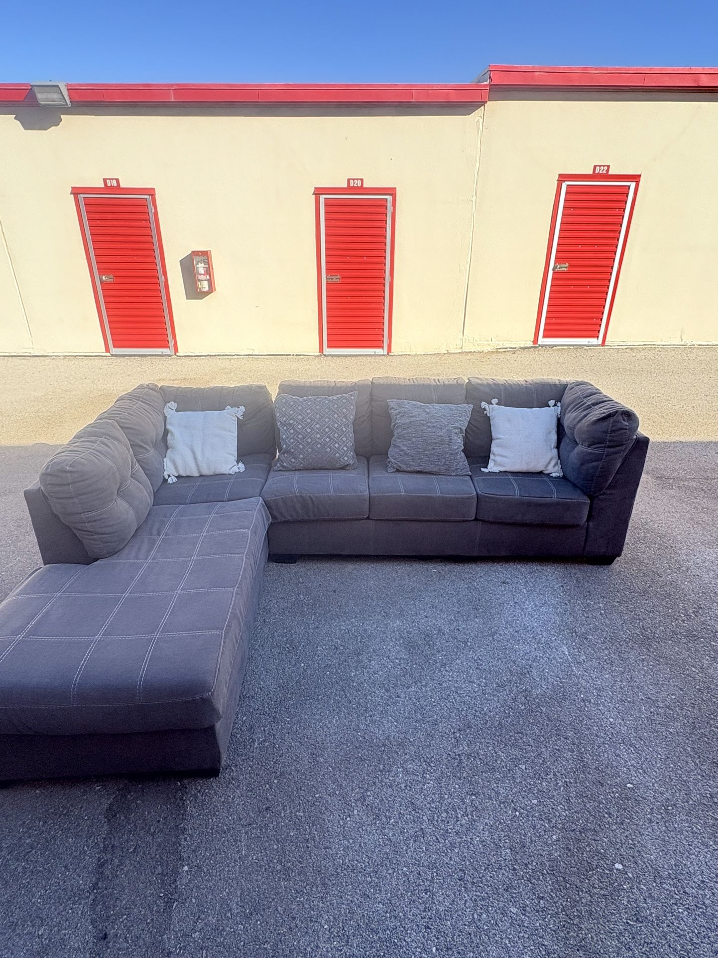 Gray L-Shaped Sectional Couch – Delivery Available