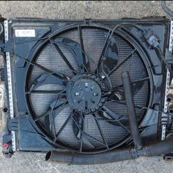 2012 2013 2014 2015 2017 2017 JEEP GRAND CHEROKEE RADIATOR AND FAN