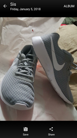 Nike size 6.5 woman