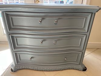 Dresser solid wood 52 wide x 20 deep x 32 high