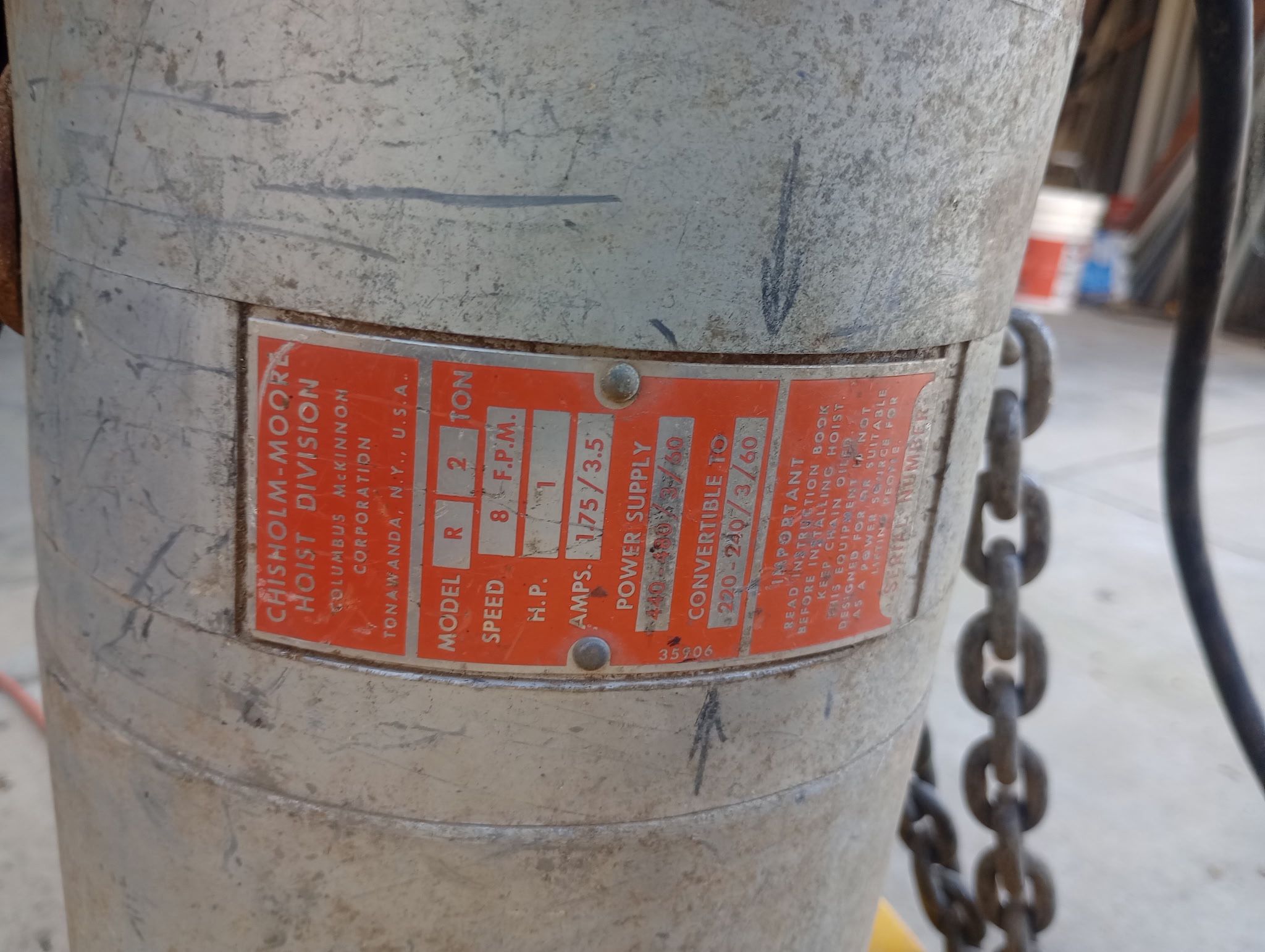 Commercial Engine Hoist