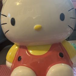 Hello Kitty Coin Bank