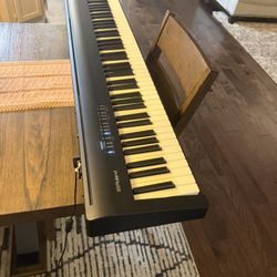 Roland FP-30