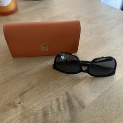 Tory Burch Sunglasses 🕶️ 