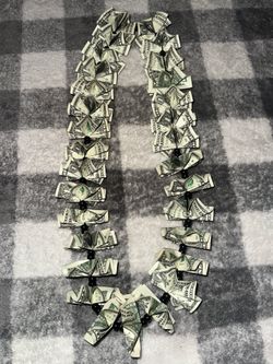 Graduation money lei