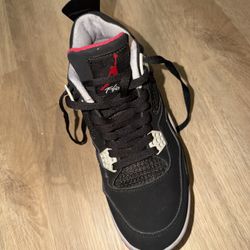 Jordan Retro 4s 