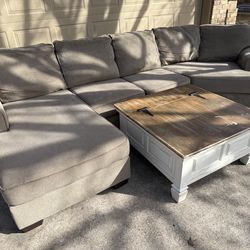 Ashley Furniture 3pcs sectional sofa and coffee table