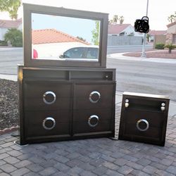 Dresser +mirror + Nightstand 