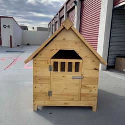49×46×40inch Outdoor Dog House, Wooden Raised waterproof Roof, Front Door, Side Window