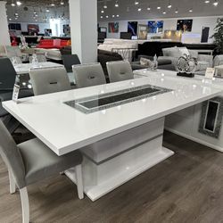 🇺🇸 🇺🇸 Huge Memorial Day Sale On Dining Room Tables Starting At $499 🇺🇸 🇺🇸 
