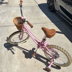 Girls Bike W/ Helmet