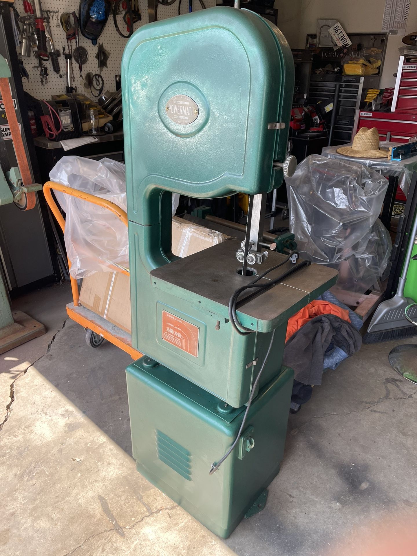 Powermatic Bandsaw Model 143