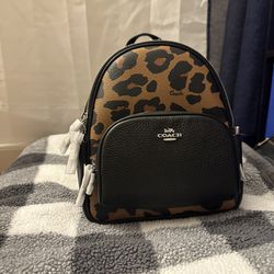 Coach - Mini court Backpack in Signature Canvas with Leopard Print