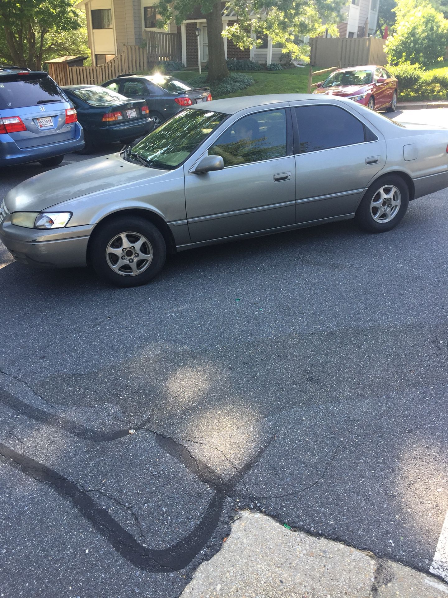 98 Toyota Camry LE