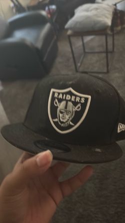 Raiders hat signed by three players brand new