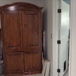 Hutch / Closet / Storage / Gabinete / 