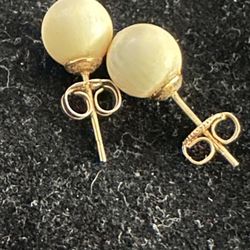 Vintage 14k gold South Sea pearl stud earrings