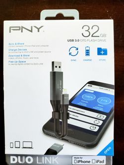 **NEW** PNY Duo Link Sync & Charge 32GB Metal Gray for iPhone/iPad