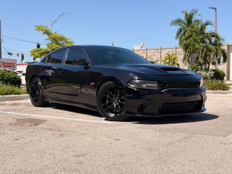 2019 Dodge Charger  Scatpack