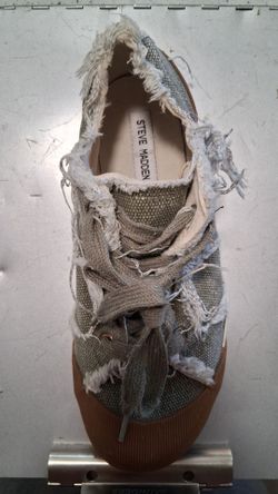 Steve madden sneaker