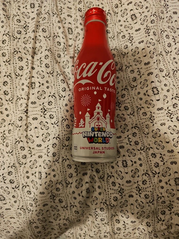 Coca-Cola Super Nintendo World Japan