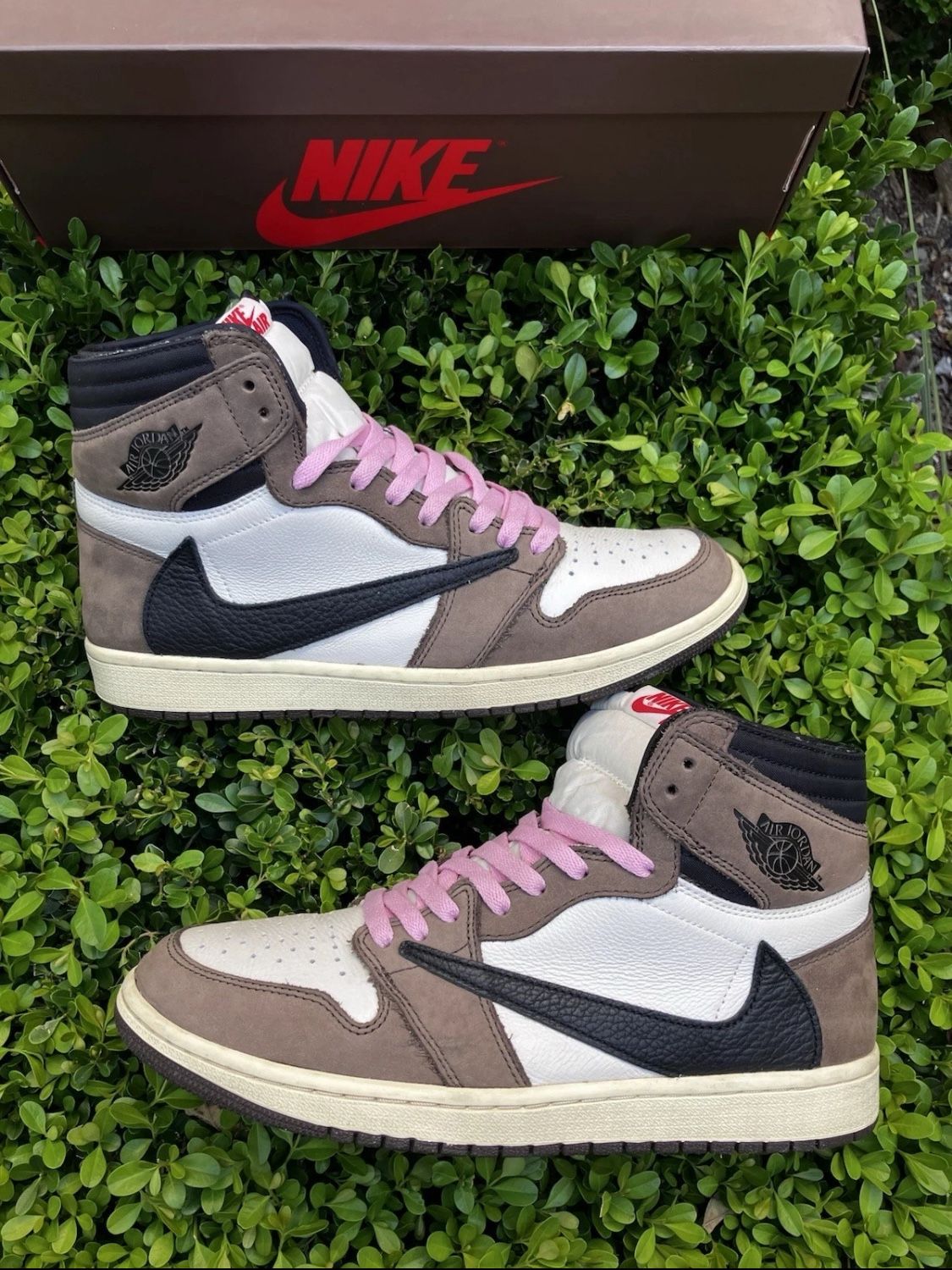 Size 11 - Jordan 1 Retro OG x Travis Scott High Mocha