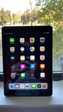 iPad 5th generation 32 gb