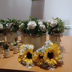 Wedding Centerpieces/ Decor/ Small Bouquets
