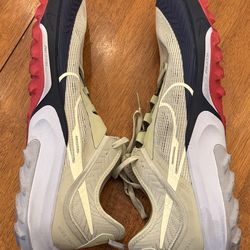 Men’s Size 14 Green Nike Air zoom Terra Kiger 8 DH0649-300