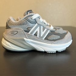 Toddler New Balance 990v6 Size 5c
