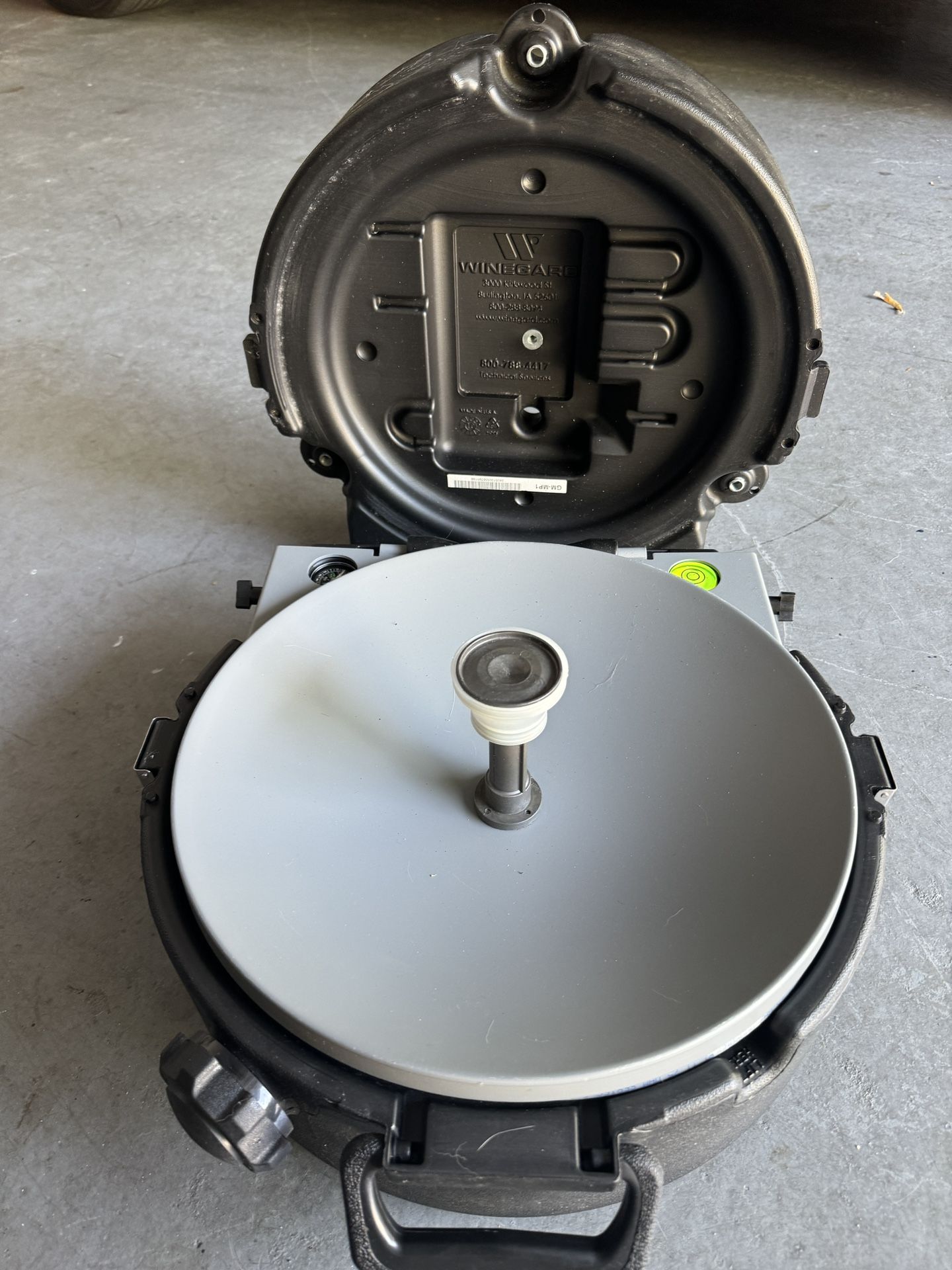 Wingers RV satellite Antenna 