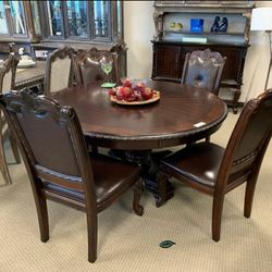 Kiera Brown Formal Round Dining Set
5-Piece (Table+4 Side Chairs)