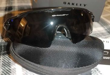 oakley sport shades