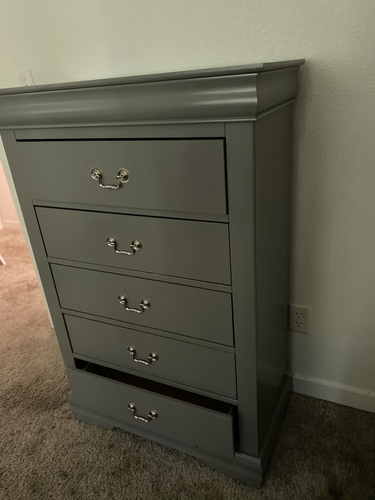 Grey Dresser