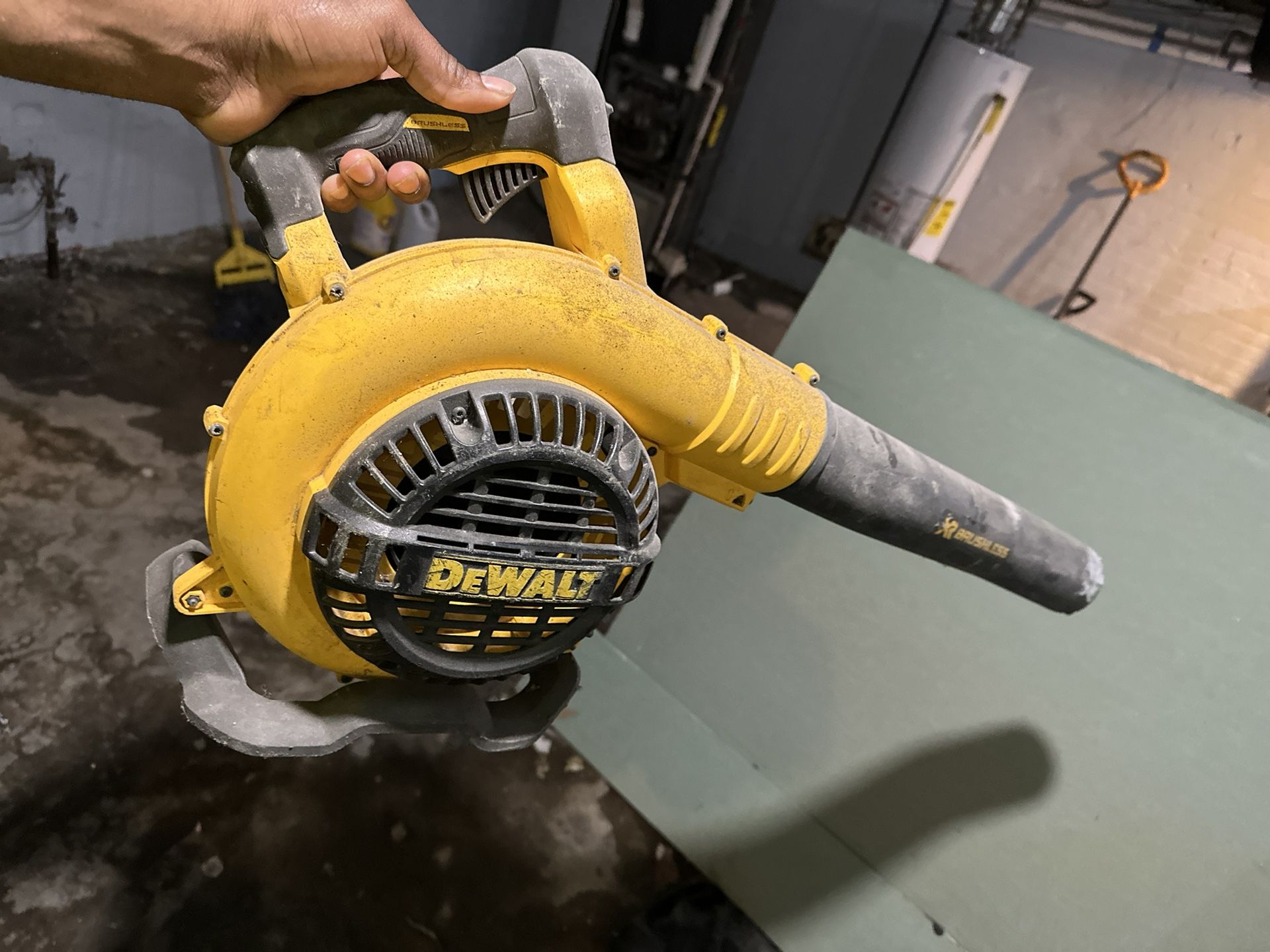 Dewalt Leaf Blower