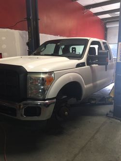 SUSPENSIONES FRENOS Y ALINEACIONES