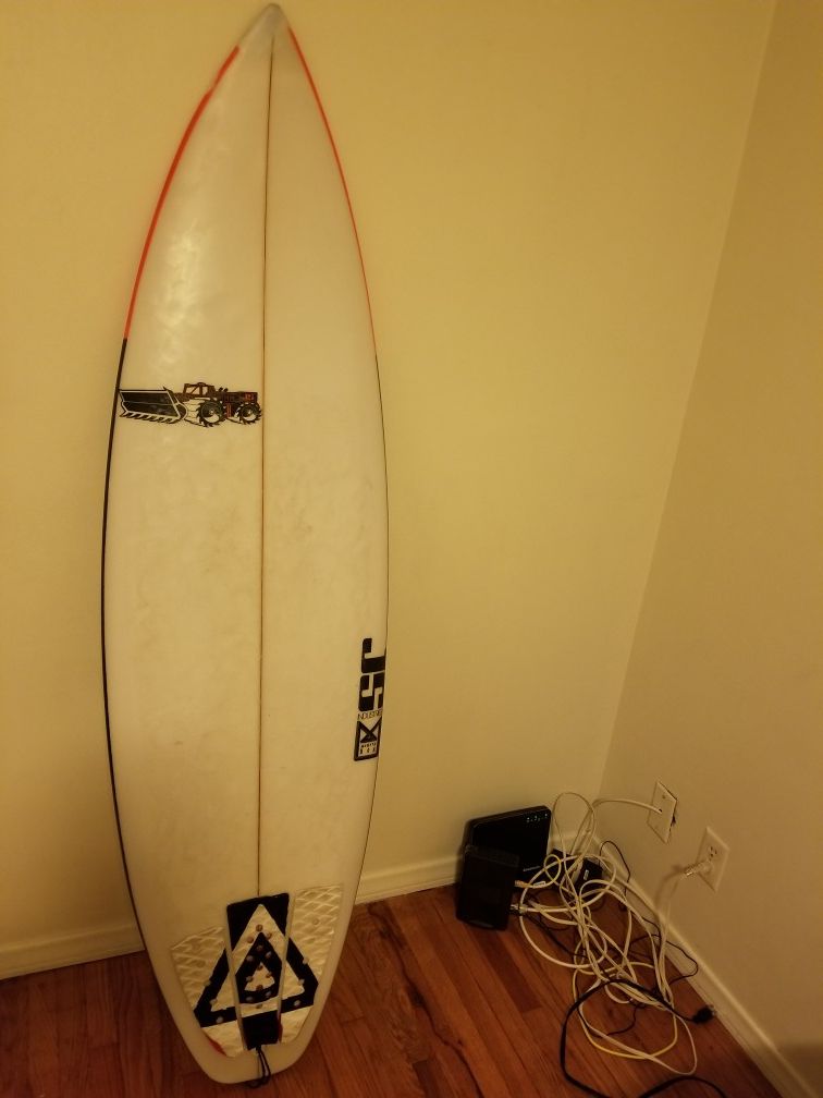 JS Industry Monsta Box 5'11 surfboard