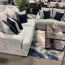 Gorgeous Deep Seating Sofa Loveseat! 🌟🏠🩷