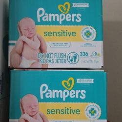 PAMPERS WIPES