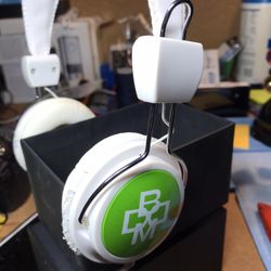 Headphones 