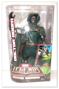 MARVEL LEGENDS ICON - DR DOOM