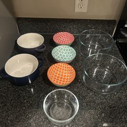 Ceramic bowls and Pyrex 