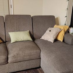 Light Gray Couch With Chaise