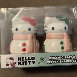 Hello Kitty Snowman Salt & Pepper Shaker