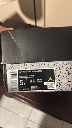 AJ Retro 4 “Black Cat”